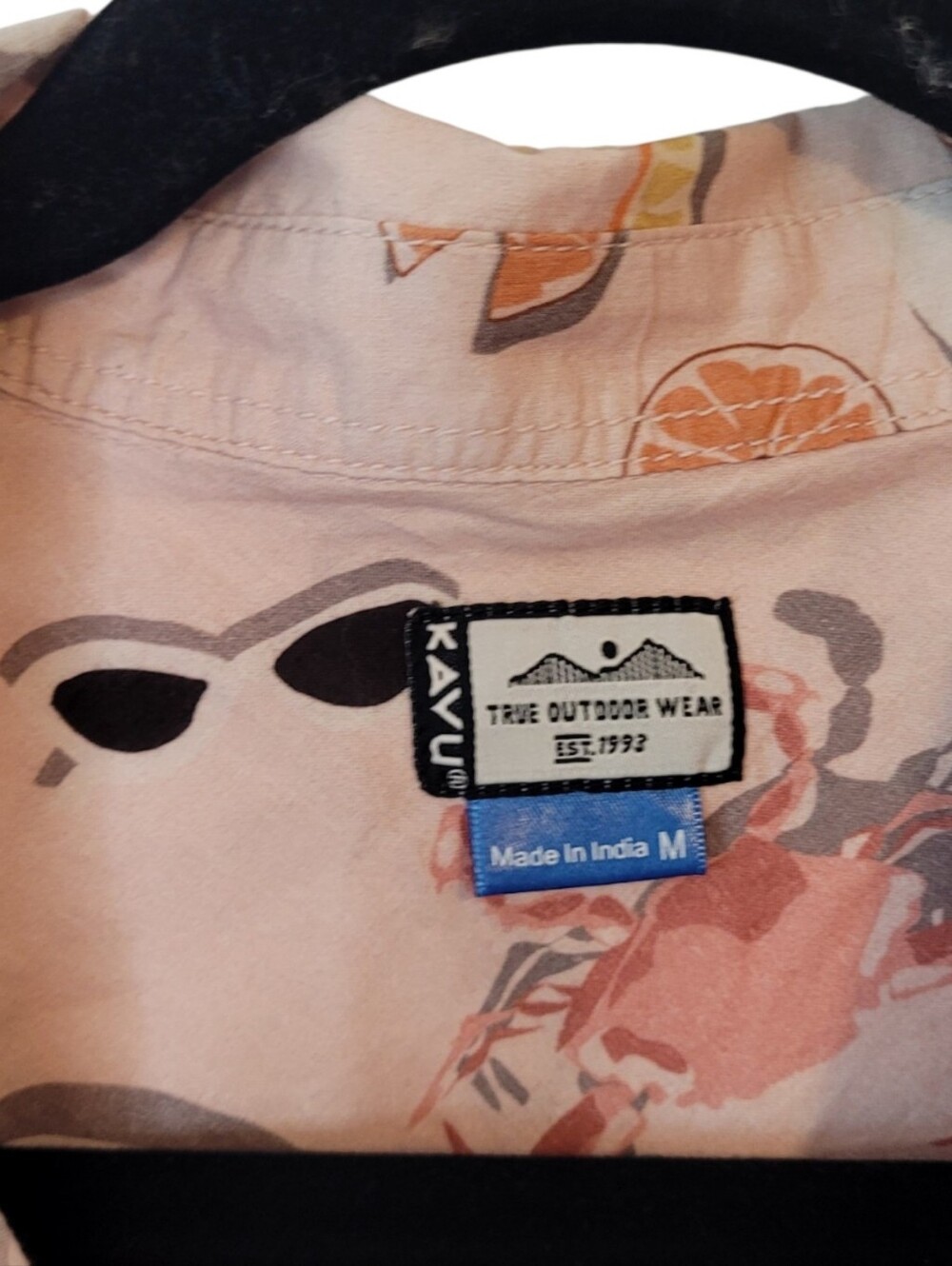Kavu Loght Pink Girl Party Print Button Down Shirt Size M - Picture 3 of 5